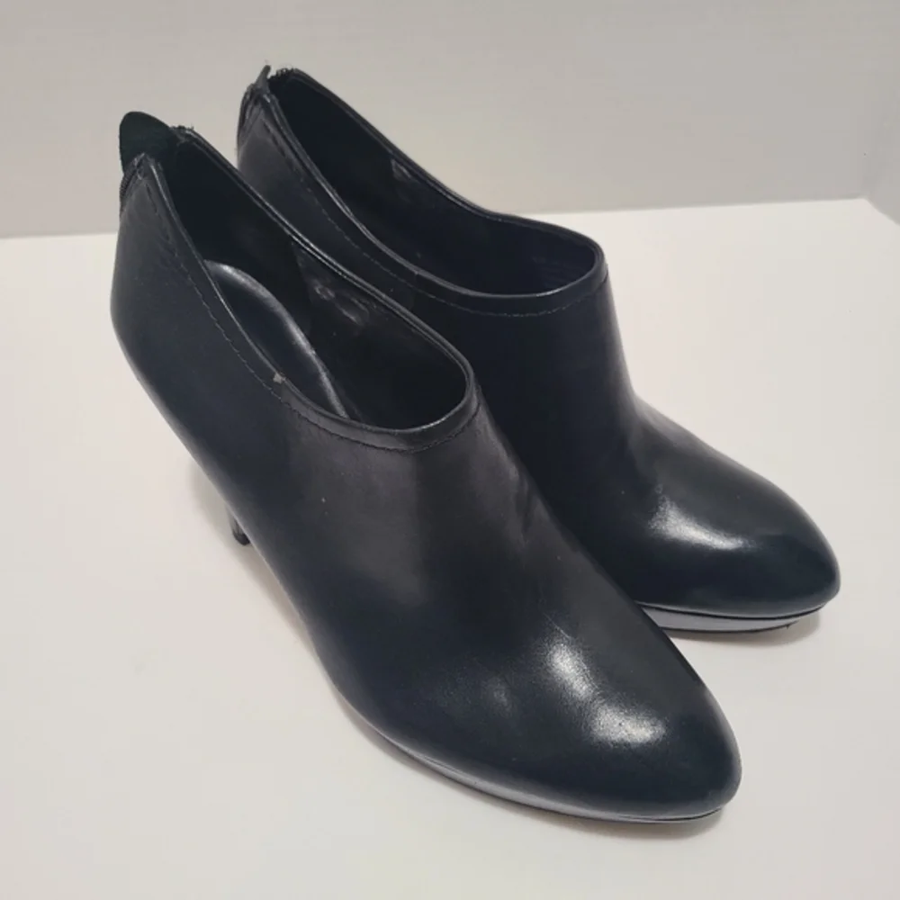 Franco Sarto Black‎ Heeled Boots Size 8